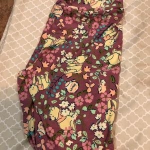Lularoe Winnie the Pooh OS Leggings